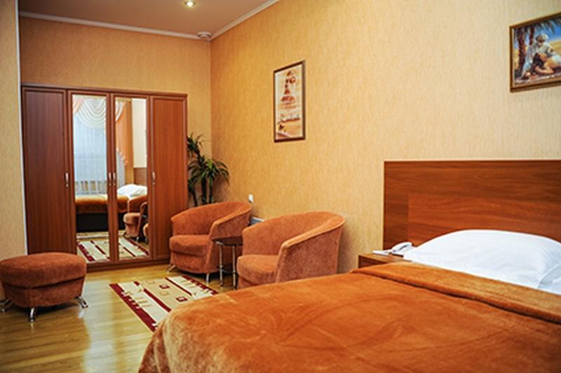 Bilyj Rojal Hotel Zaporizhia Eksteriør billede