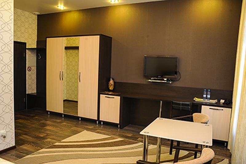Bilyj Rojal Hotel Zaporizhia Eksteriør billede