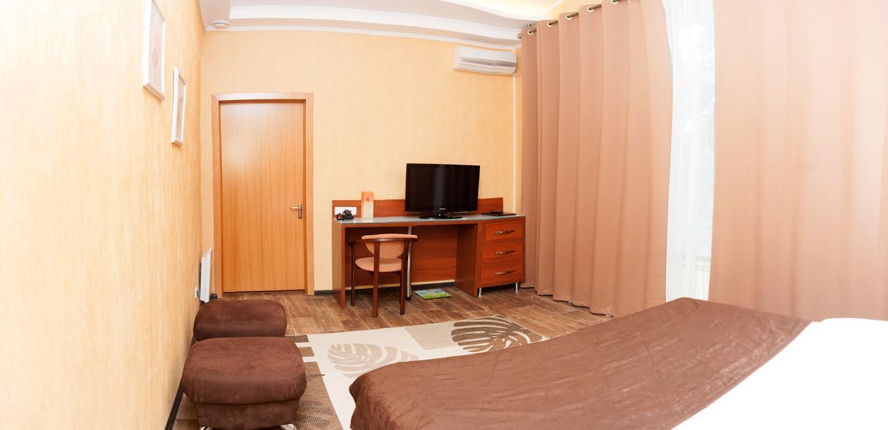 Bilyj Rojal Hotel Zaporizhia Eksteriør billede