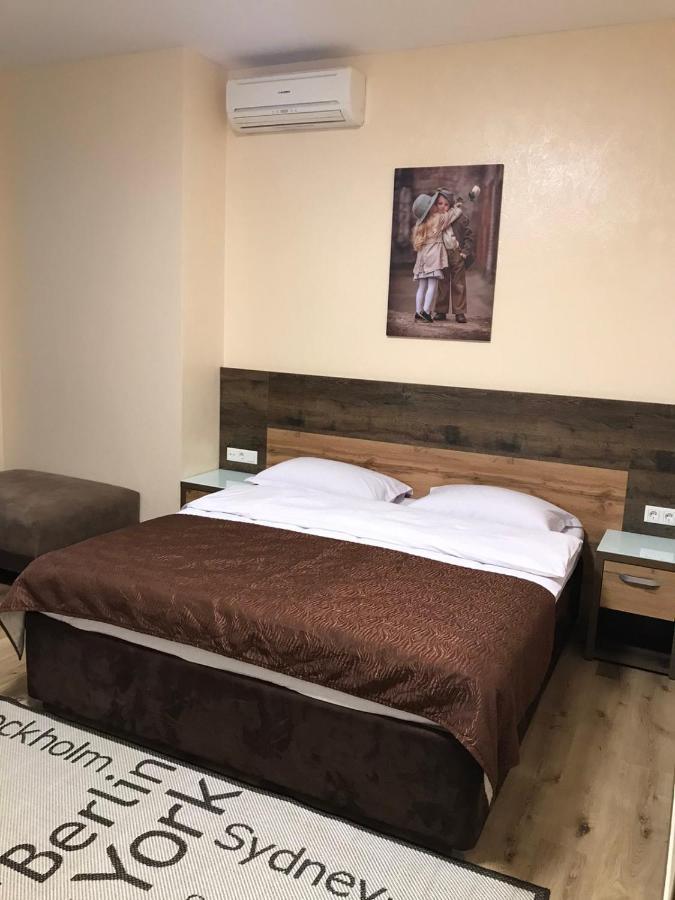 Bilyj Rojal Hotel Zaporizhia Eksteriør billede